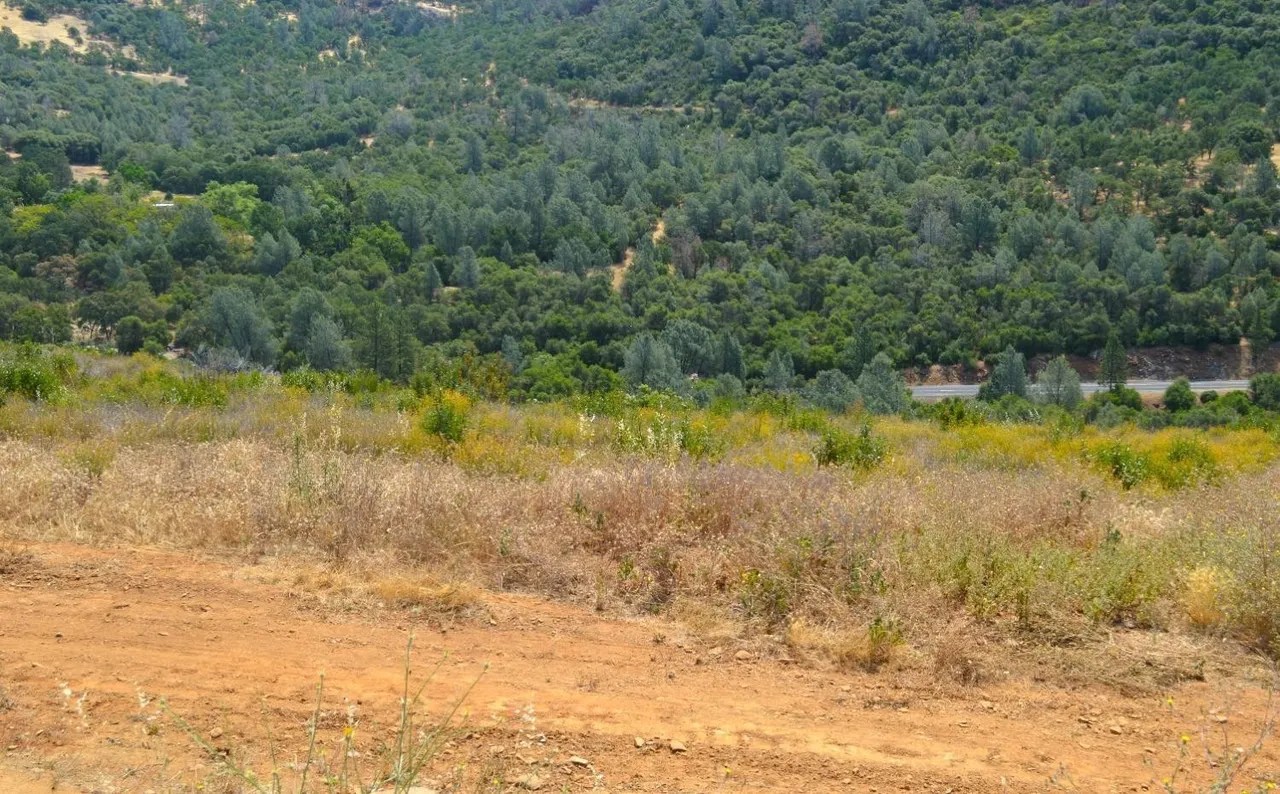 5029 Moaning Cave Rd, Vallecito, CA 95251