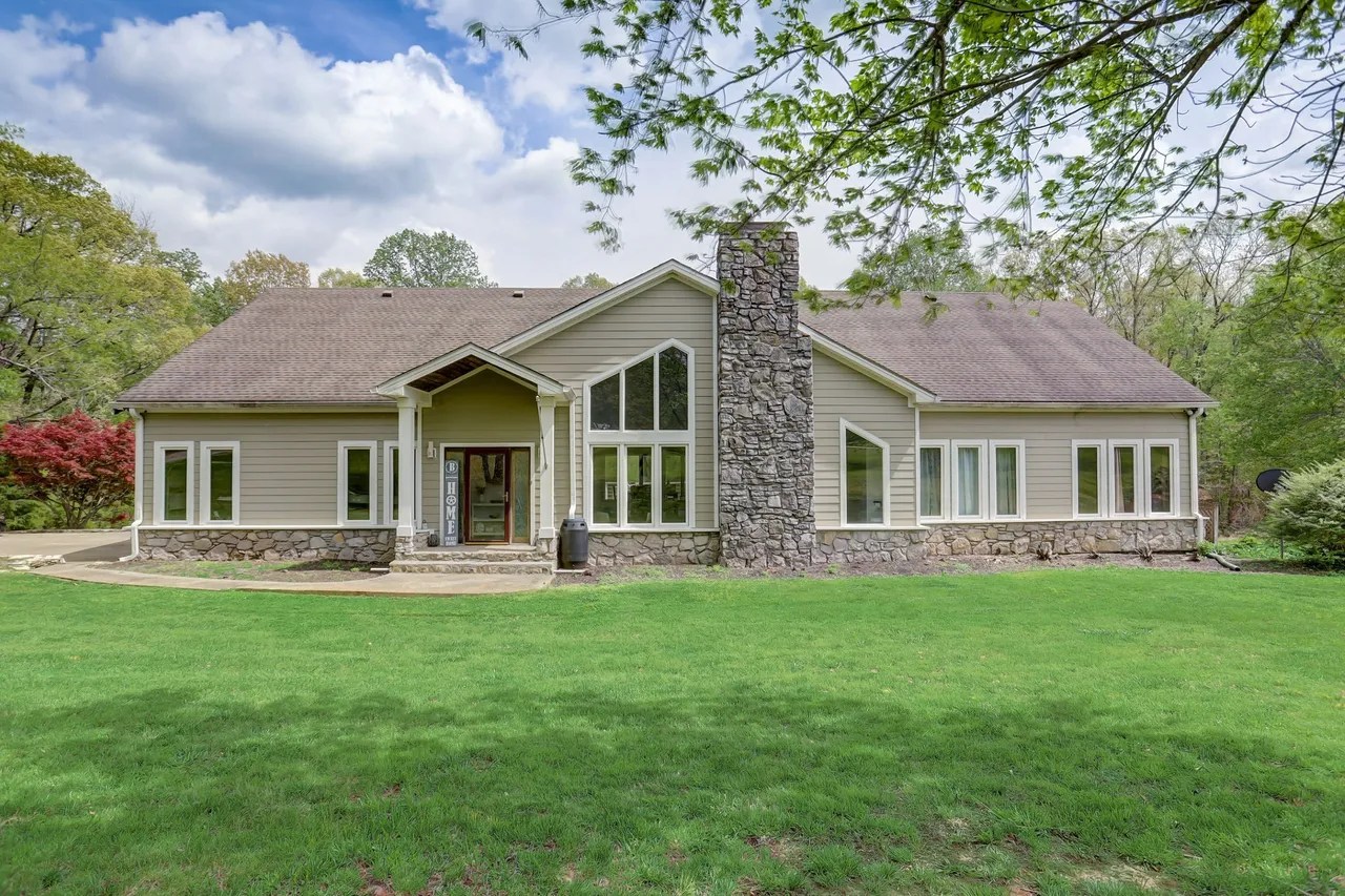 For Sale 4463 James Stone Rd, Cedar Hill, TN 37032