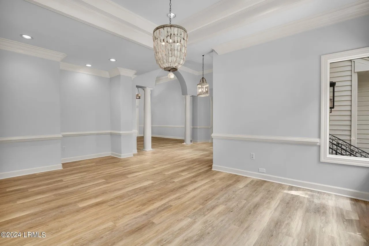 For Sale 6 Hobnoy Ct, Hilton Head Island, SC 29928