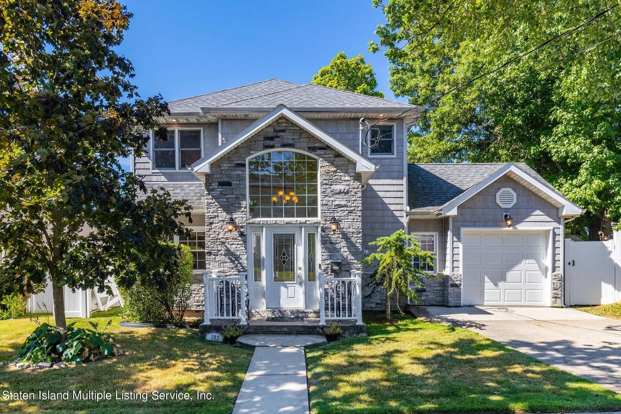 282 Lyndale Ave, Staten Island, NY 10312
