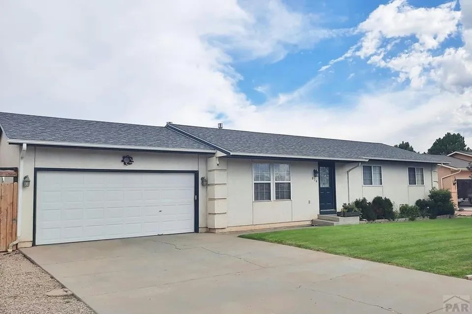 676 S Watermelon Dr, Pueblo West, CO 81007 348,900