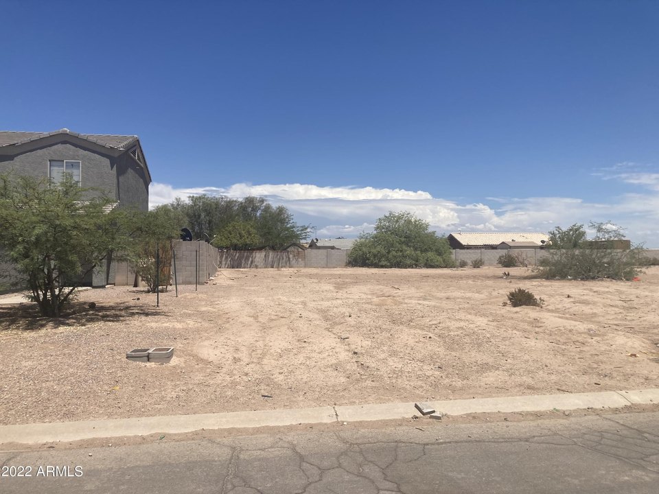 Arizona City, AZ Land for Sale & Real Estate
