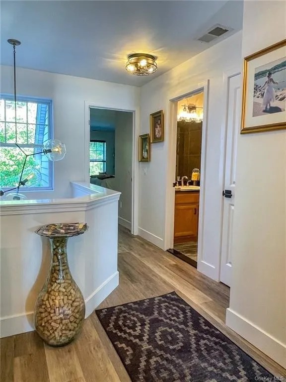 For Sale 146 Hudson Pointe Dr, Poughkeepsie, NY 12601