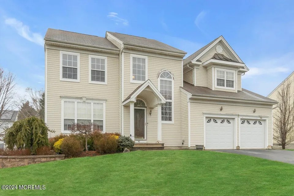 40 Knightsbridge Pl, Jackson, NJ 08527