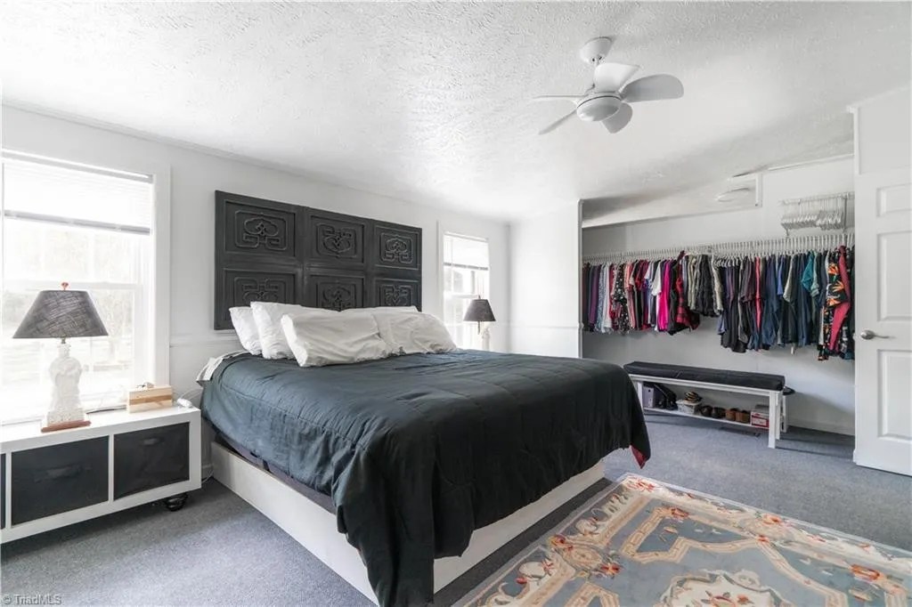 For Sale 1007 High Rock Shores Dr, Lexington, NC 27292