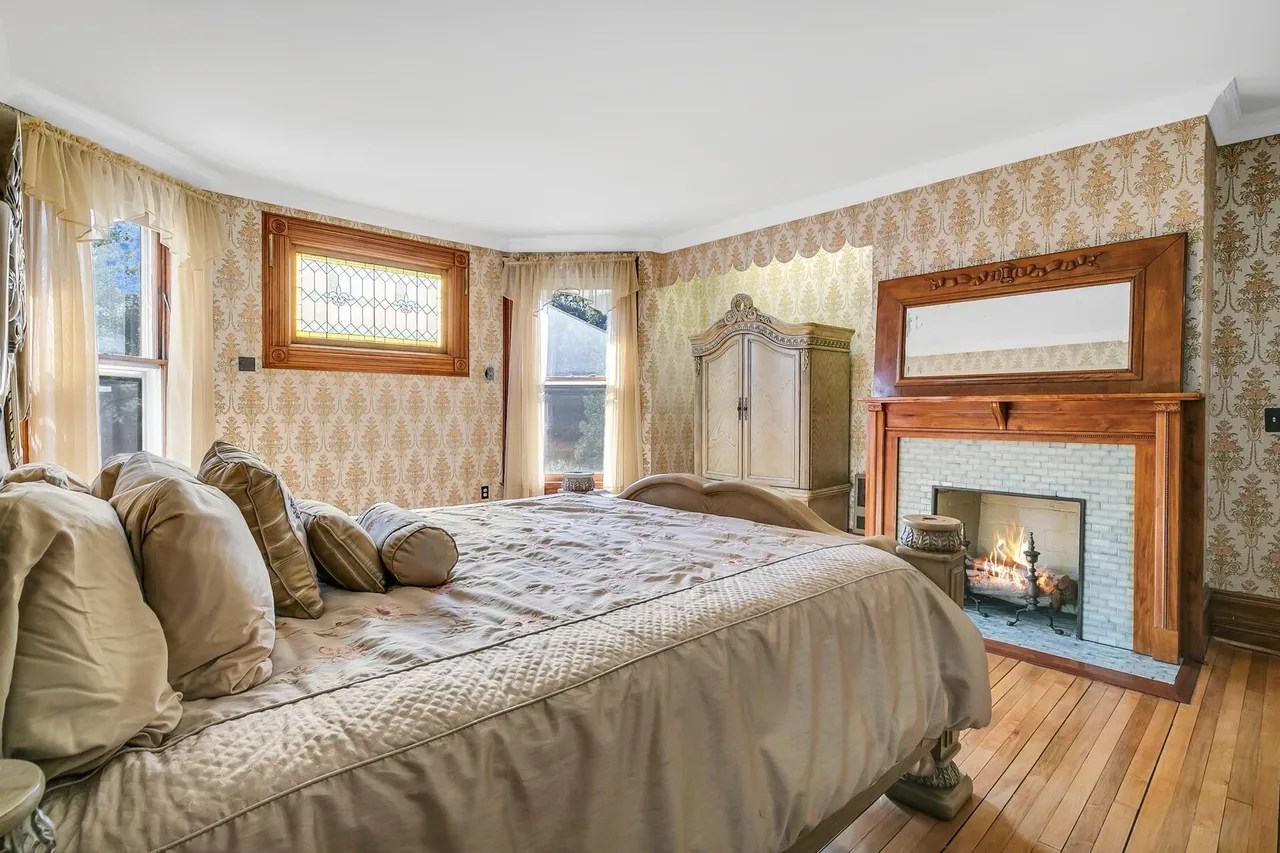 For Sale 1 Serpentine Dr, Atlantic Highlands, NJ 07716