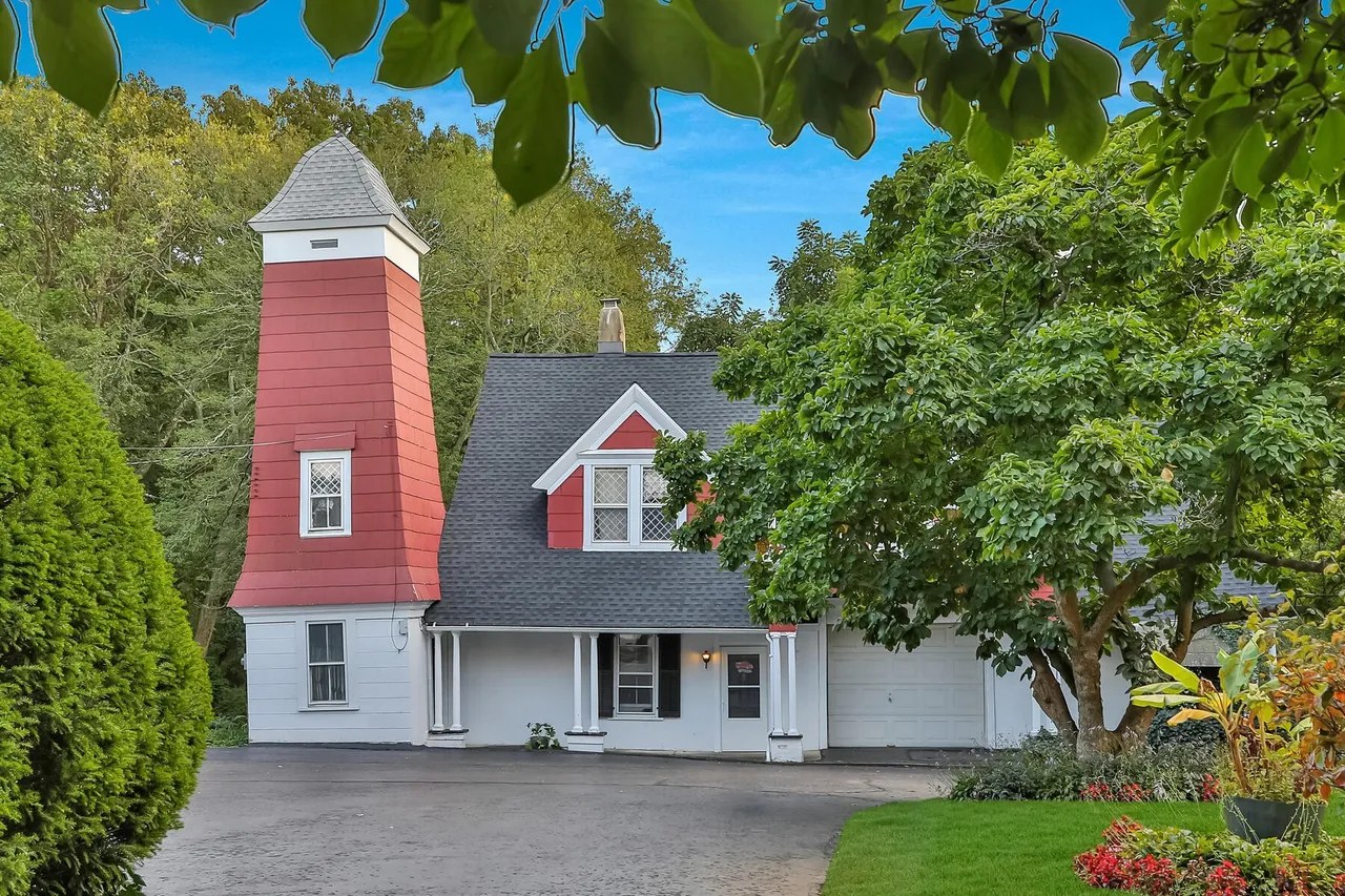 For Sale 1 Serpentine Dr, Atlantic Highlands, NJ 07716