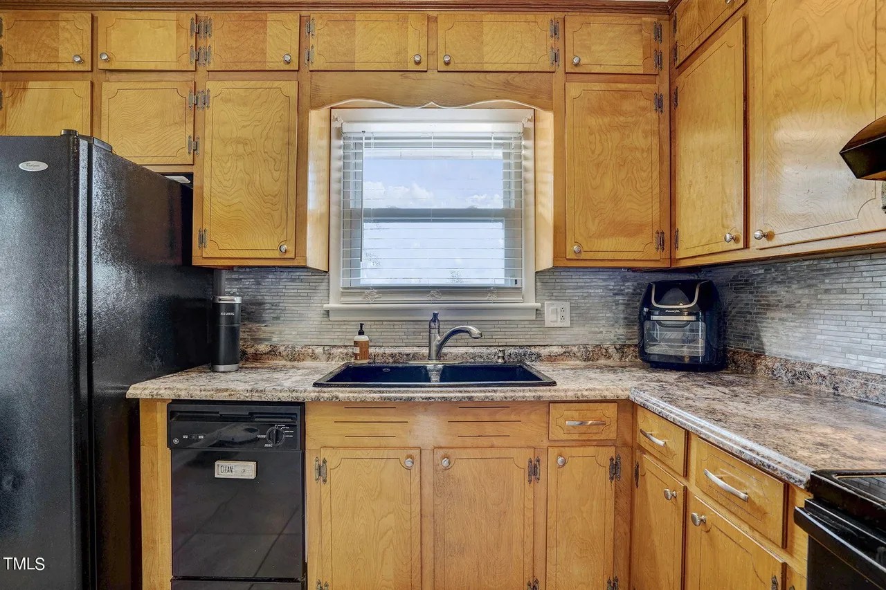 For Sale 1687 Galilee Rd, Smithfield, NC 27577