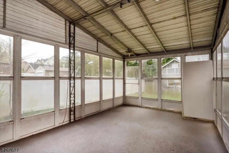 273 W Englewood Ave, Teaneck, NJ 07666