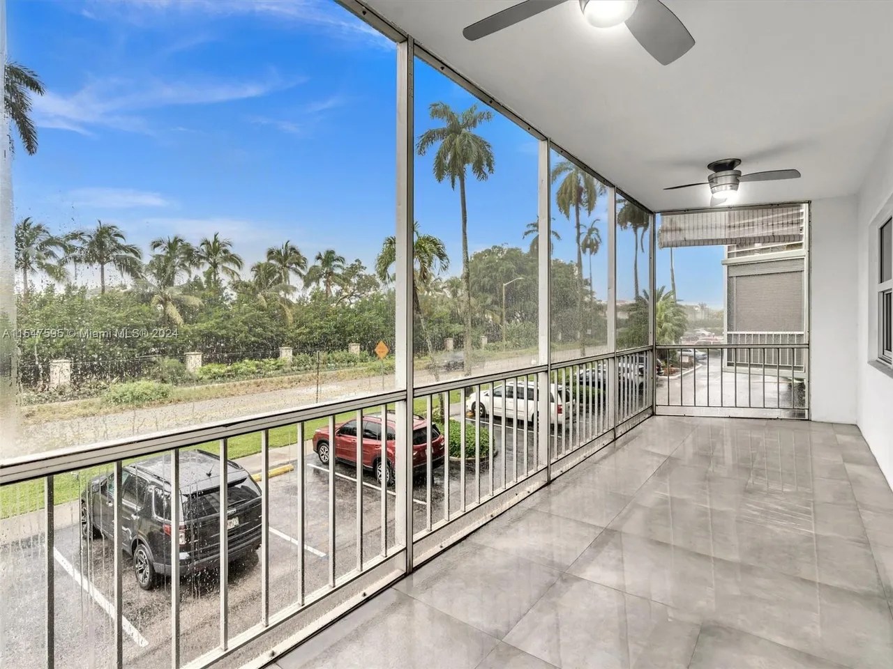 400 Diplomat Pkwy Apt 211, Hallandale Beach, FL 33009