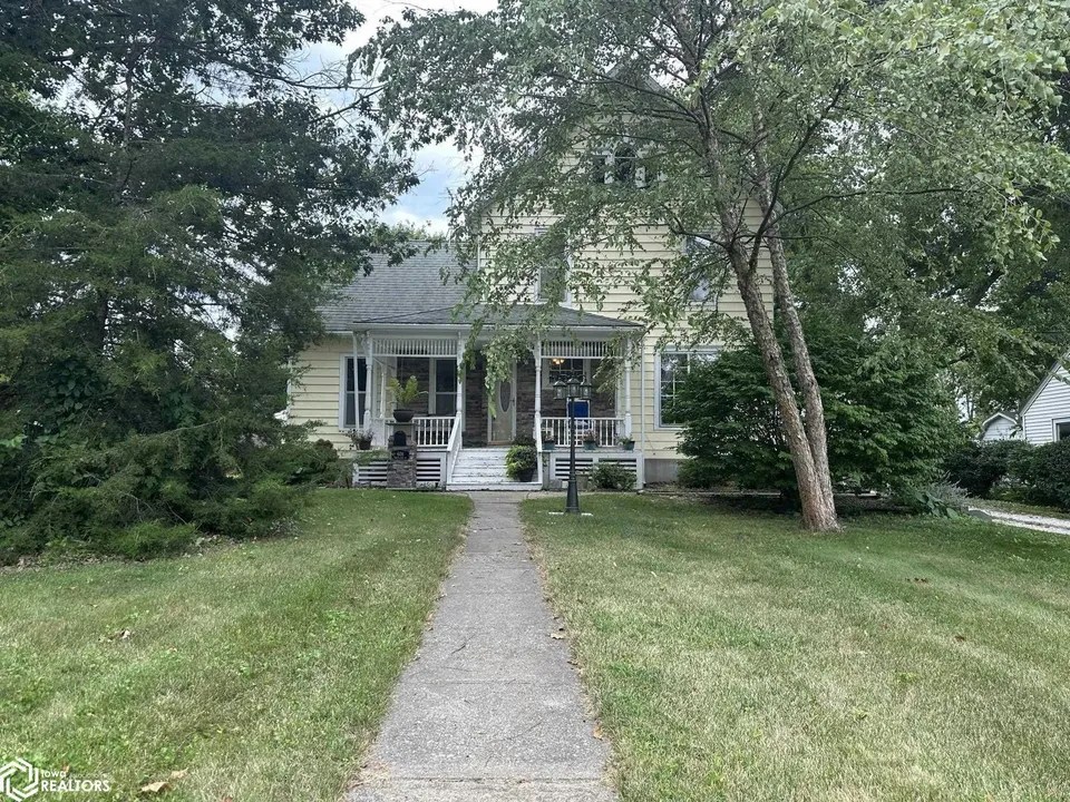 606 S Vine St, Jefferson, IA 50129 265,000