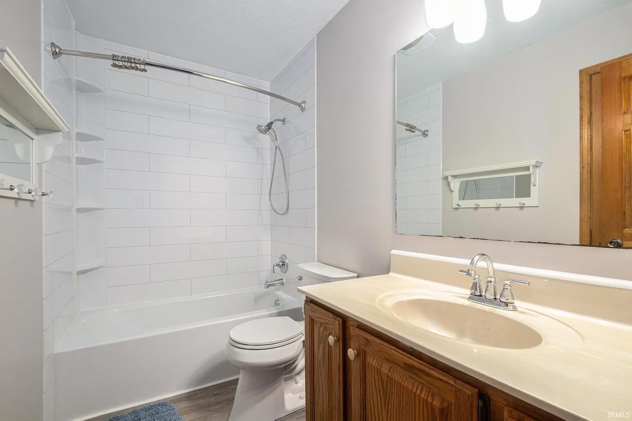 For Sale 50696 Partridge Woods Dr, Granger, IN 46530