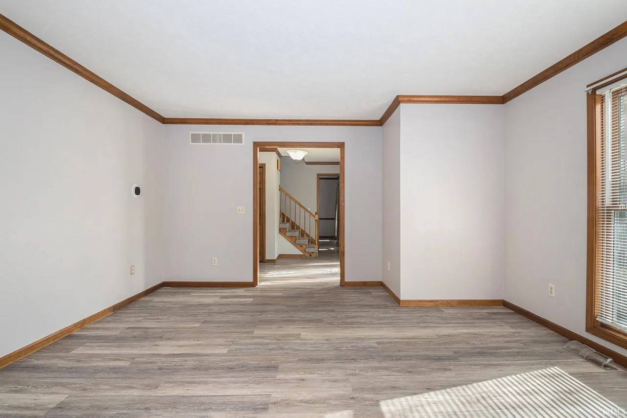 For Sale 50696 Partridge Woods Dr, Granger, IN 46530