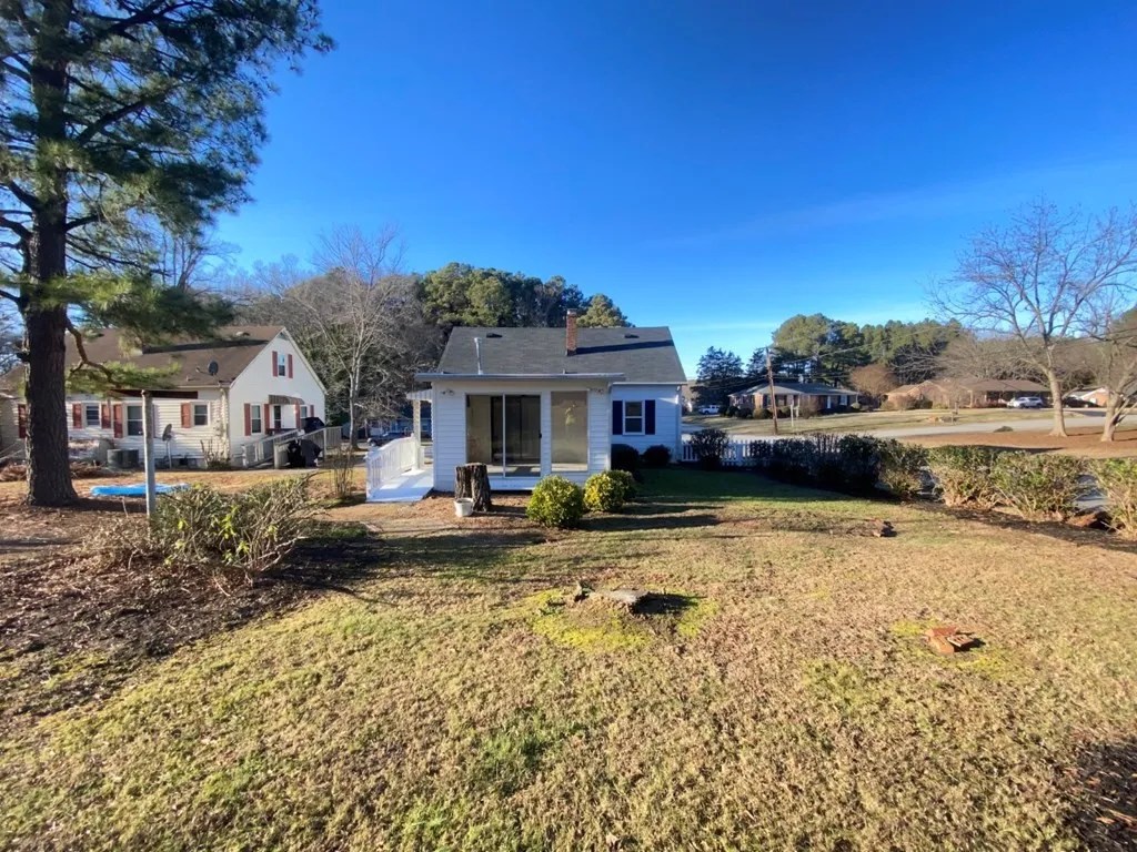 For Sale 628 N Lunenburg Ave, South Hill, VA 23970