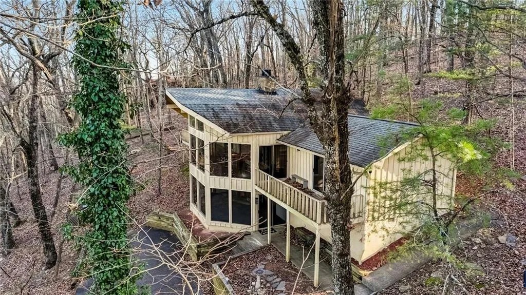 For Sale 862 Lake Arrowhead Dr, Waleska, GA 30183