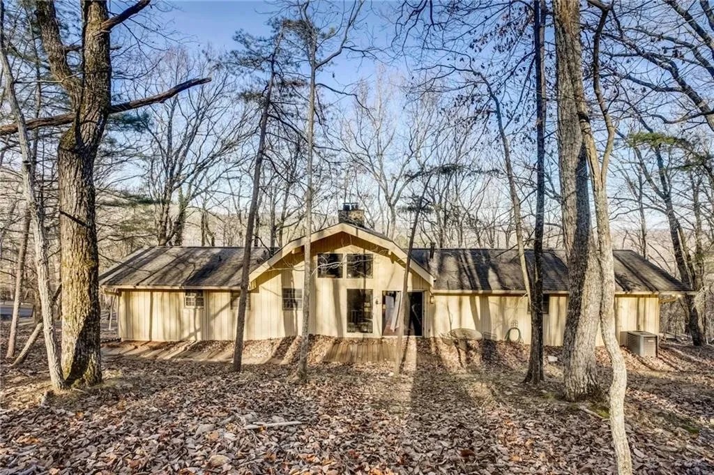 For Sale 862 Lake Arrowhead Dr, Waleska, GA 30183