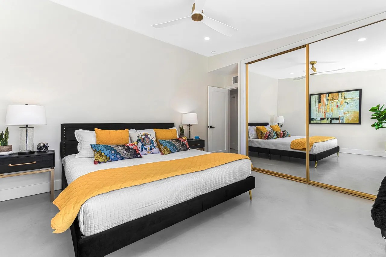 For Sale 5155 E Bobolink Ln, Palm Springs, CA 92264