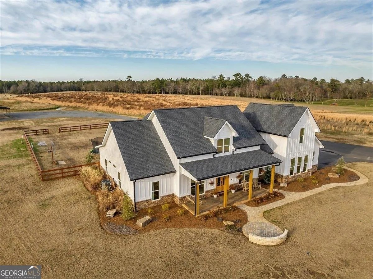 185 Gilbert Rd, Elko, GA 31025