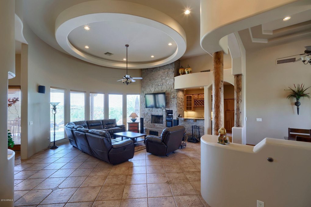 205 E Honda Bow Rd, Phoenix, AZ 85086