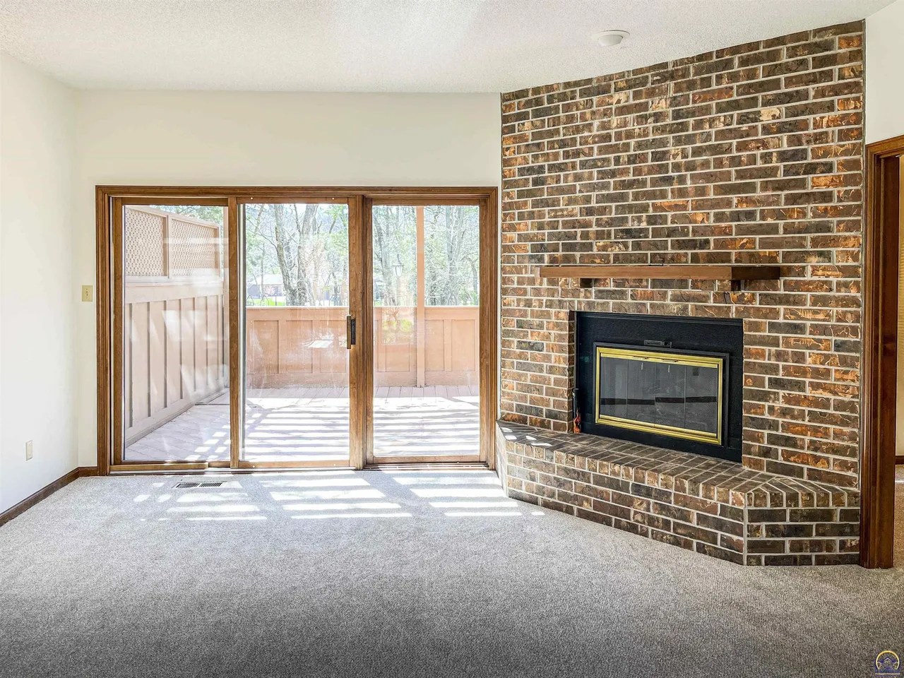 5631 SW Hawick Ln, Topeka, KS 66614