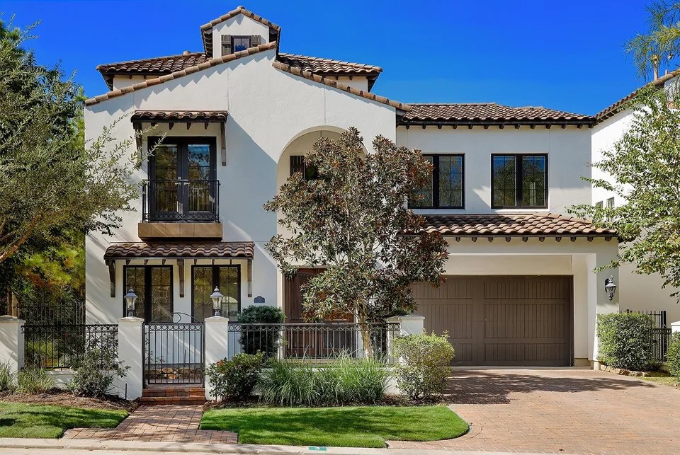 3 Linksgate Pl, The Woodlands, TX 77380 970,000