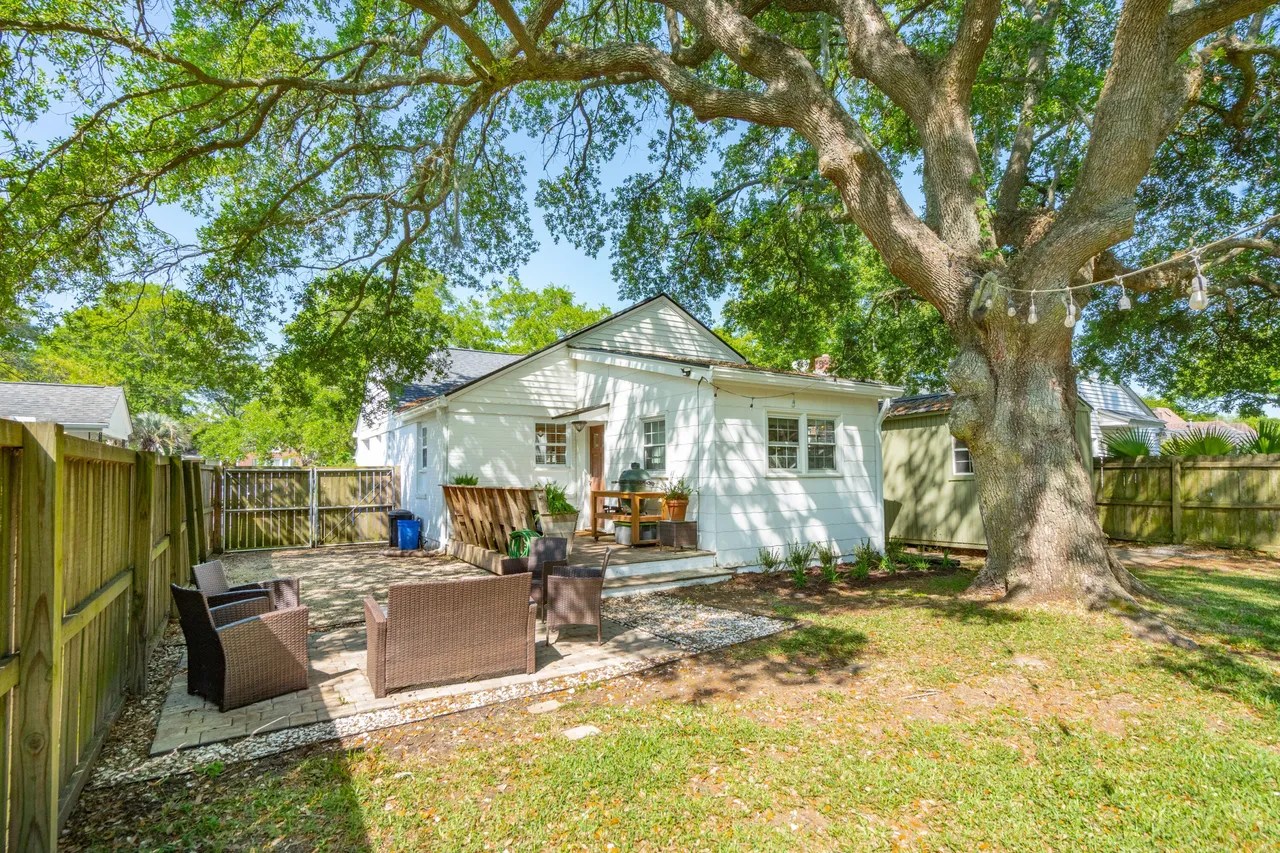 11 Yeadon Ave, Charleston, SC 29407