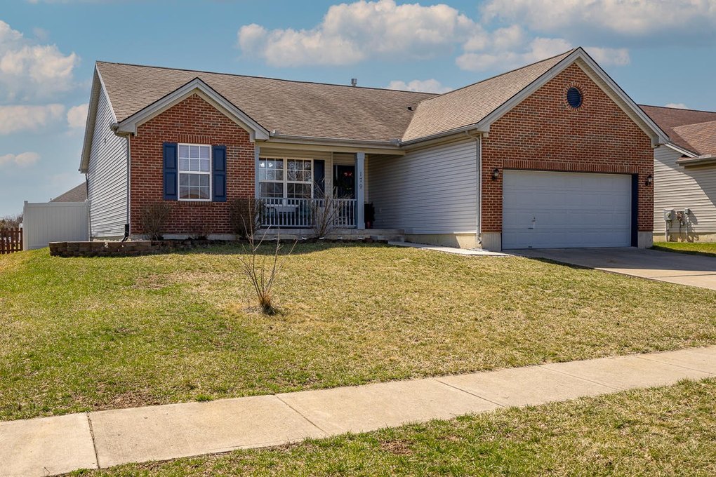 179 Concord Farm Rd, Englewood, OH 45322