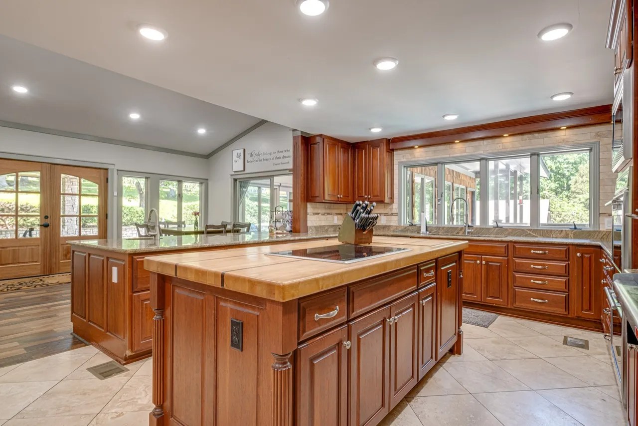 For Sale 1657 Boswell Rd, Winchester, TN 37398