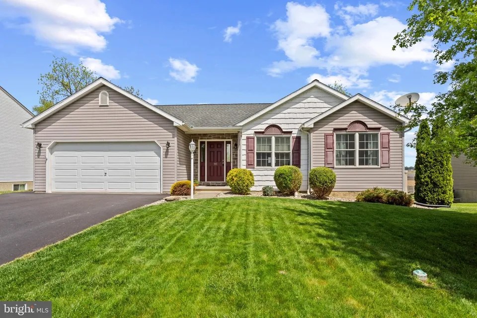 115 Gable Dr, Myerstown, PA 17067