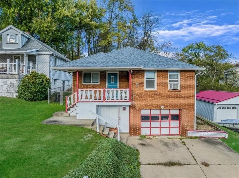 414 Cherry Ave, Houston, PA 15342 140,000