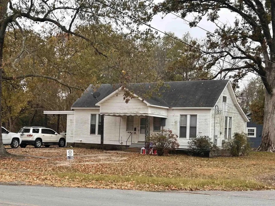 600 S Main St, DeWitt, AR 72042