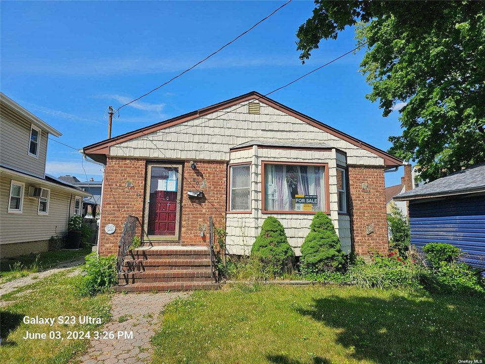 11581, NY Real Estate & Homes for Sale