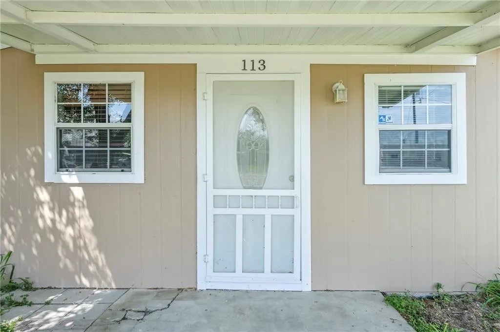 113 White Pt, Sandia, TX 78383