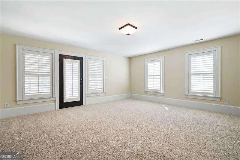 149 Hubbard Rd, Woodstock, GA 30188