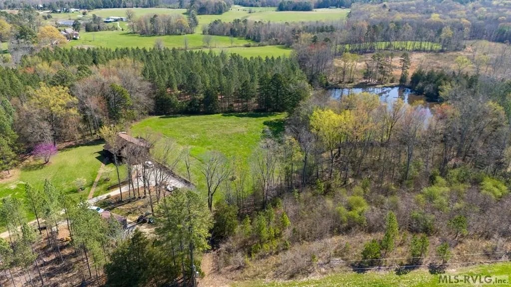 For Sale 9594 Highway 47, Chase City, VA 23924