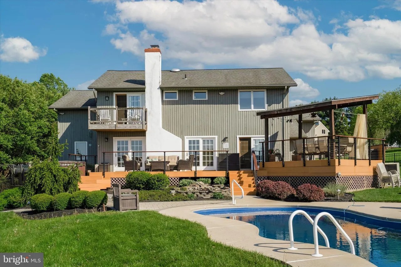 236 Lehigh Dr, Richboro, PA 18954