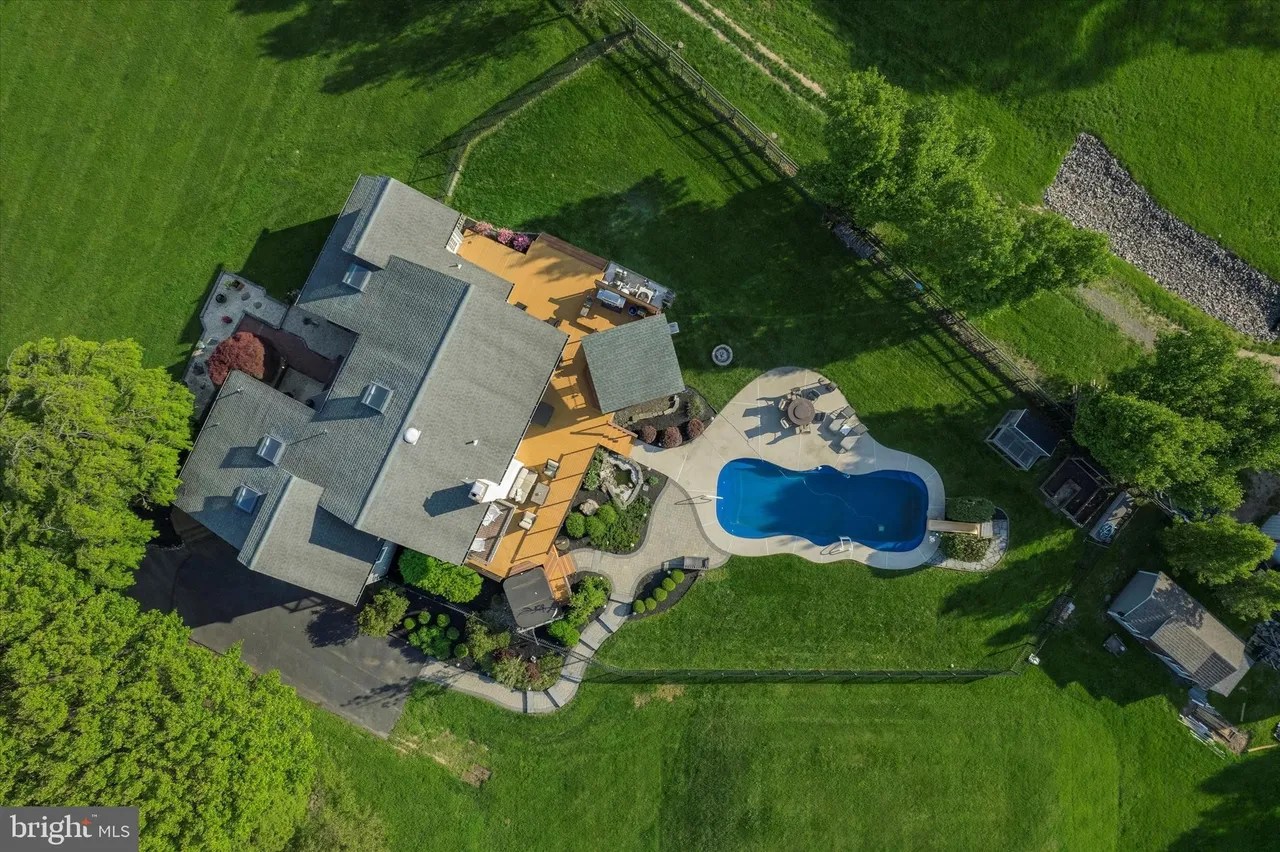 236 Lehigh Dr, Richboro, PA 18954