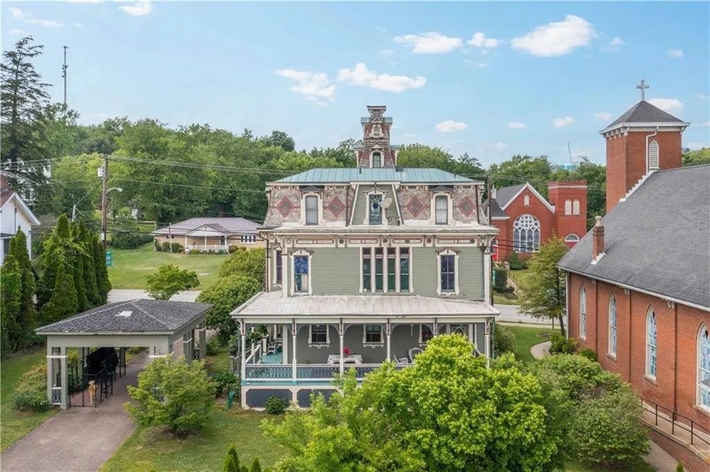 For Sale 1274 W State Route 40 Claysville Pa 15323