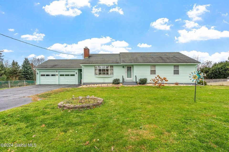 181 NY 9H, Hudson, NY 12534