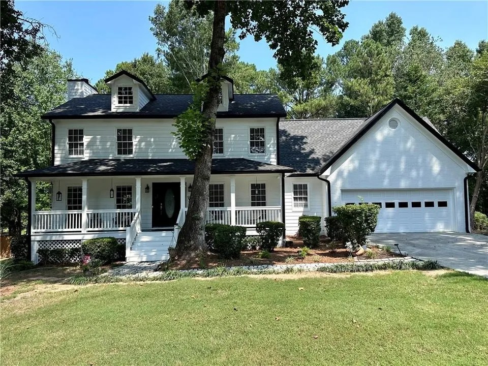 191 Gates Mill Dr, Lawrenceville, GA 30045