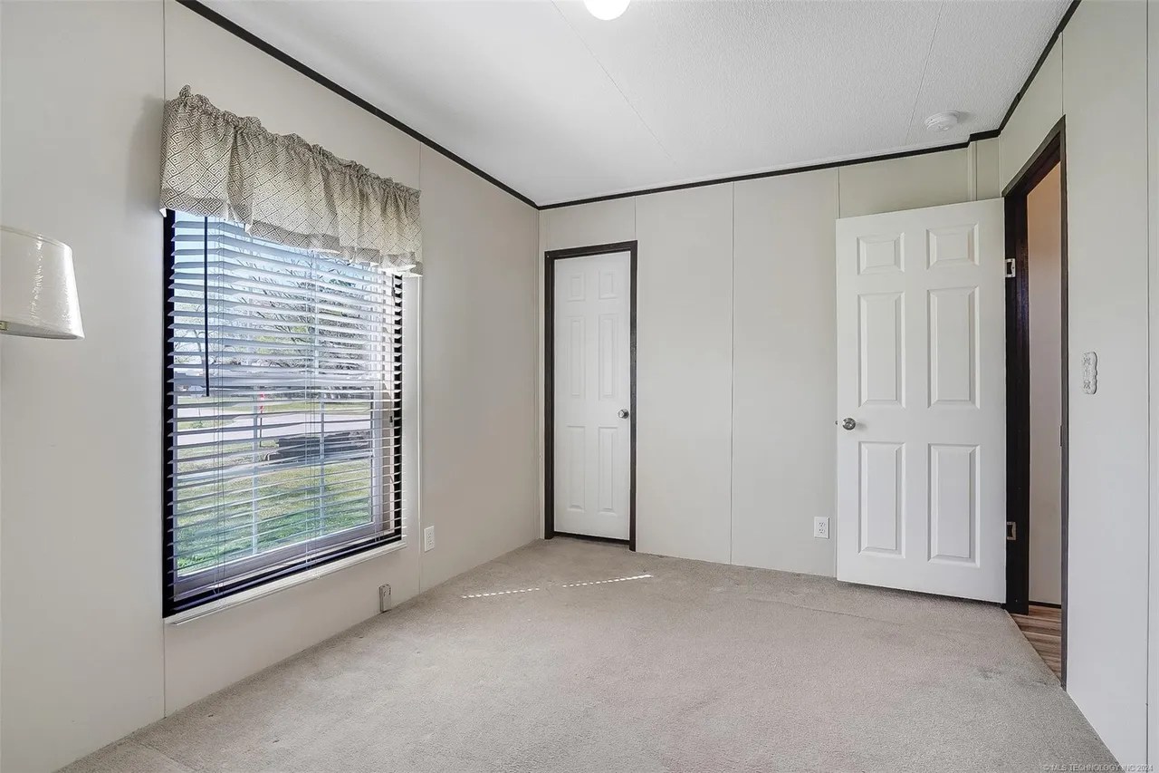 31 S Beech St, Kellyville, OK 74039