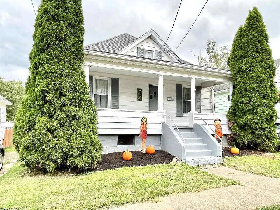 322 Liberty Ave, Clarksburg, WV 26301