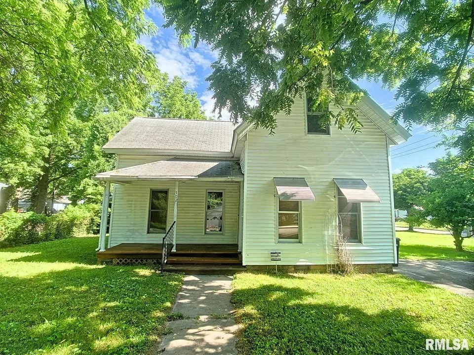 502 W Kennicott St, Carbondale, IL 62901 39,900