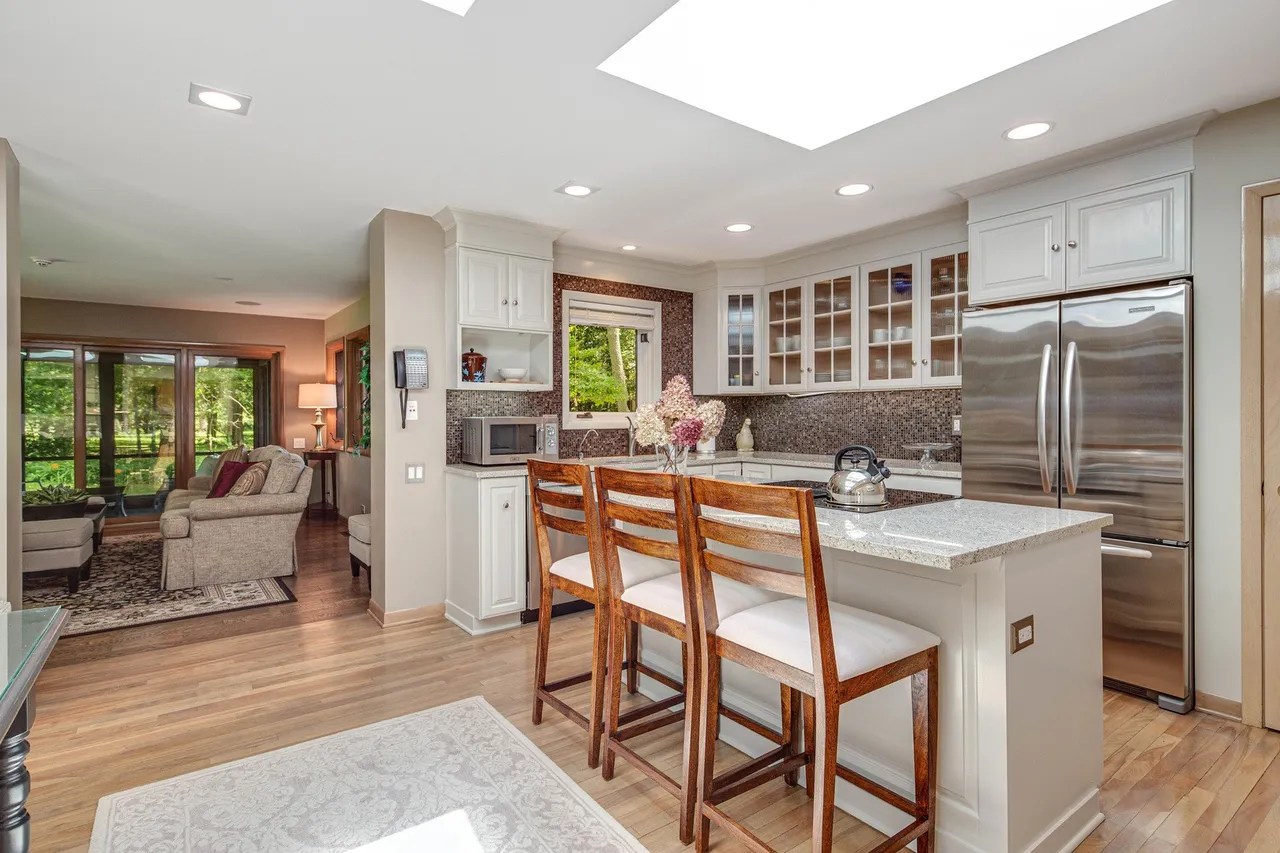 For Sale 165 Schneider Rd, Elburn, IL 60119