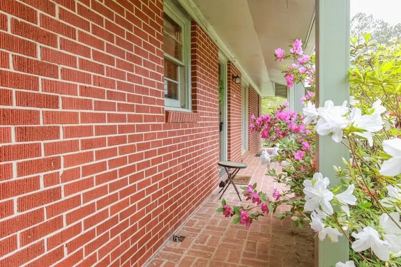 38 Bagwell Rd, Carrollton, GA 30117