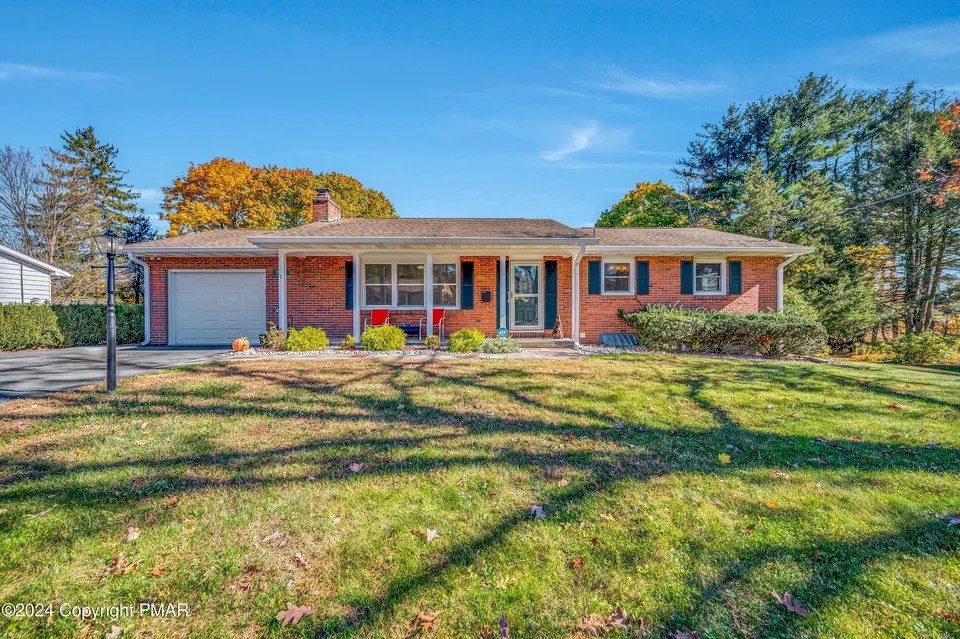 7144 Howell Te Ter, Stroudsburg, PA 18360 388,700