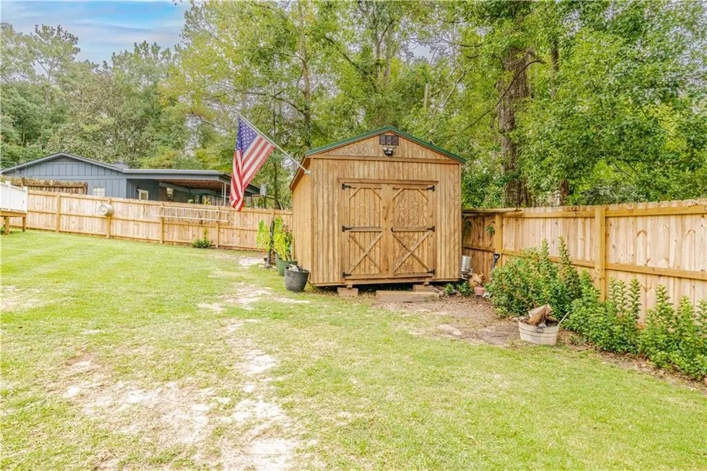 1229 Wolf Ridge Rd, Mobile, AL 36618