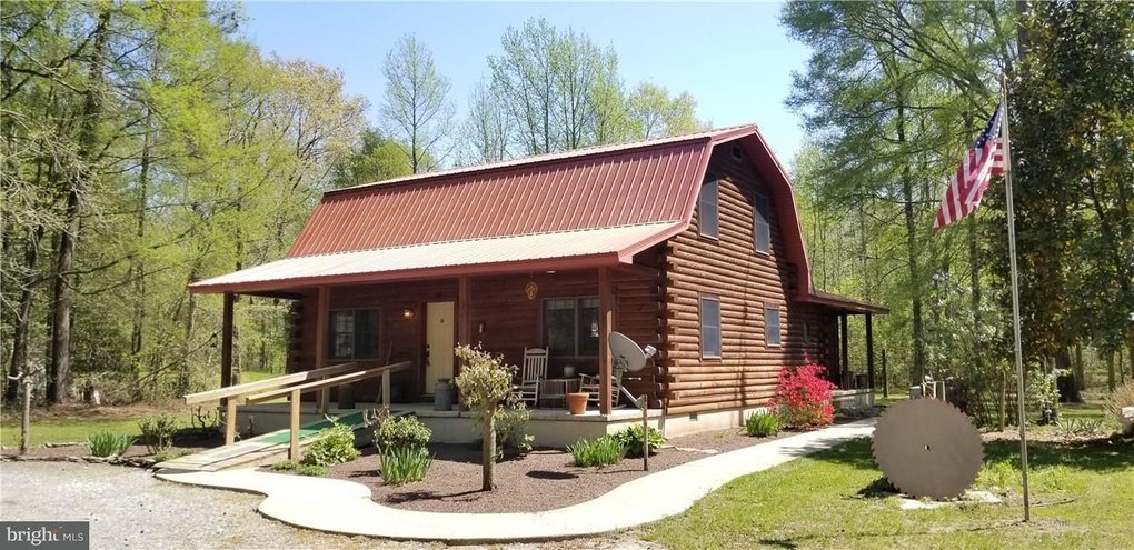 12802 Log Home Ln, Harrington, DE 19952