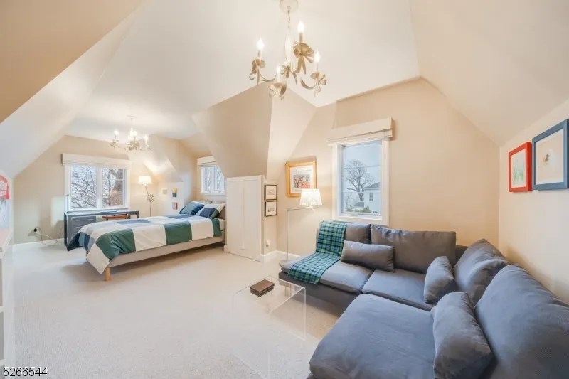 65 Edgewood Rd, Summit, NJ 07901