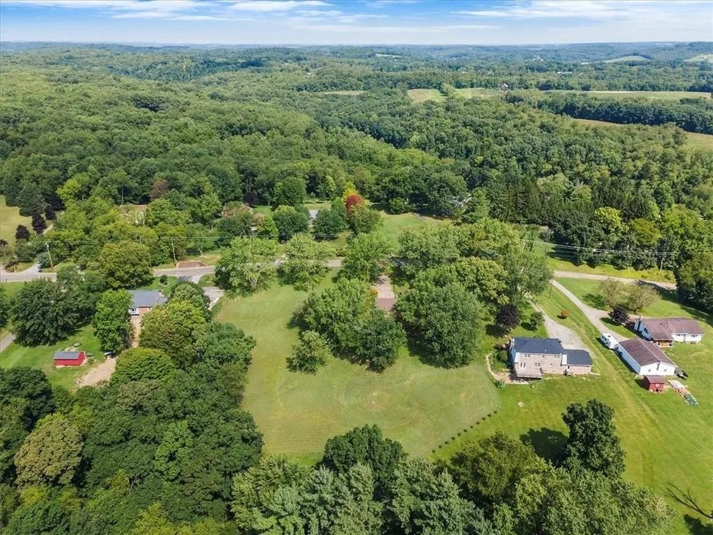 573 Callery Rd, Cranberry Township, PA 16066